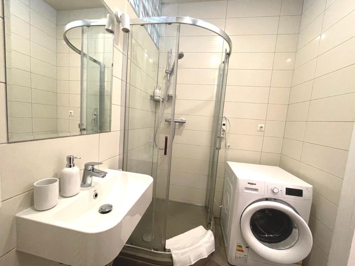 Cozy Home Matisa Apartment, Free Parking, Self Check-In Riga Extérieur photo