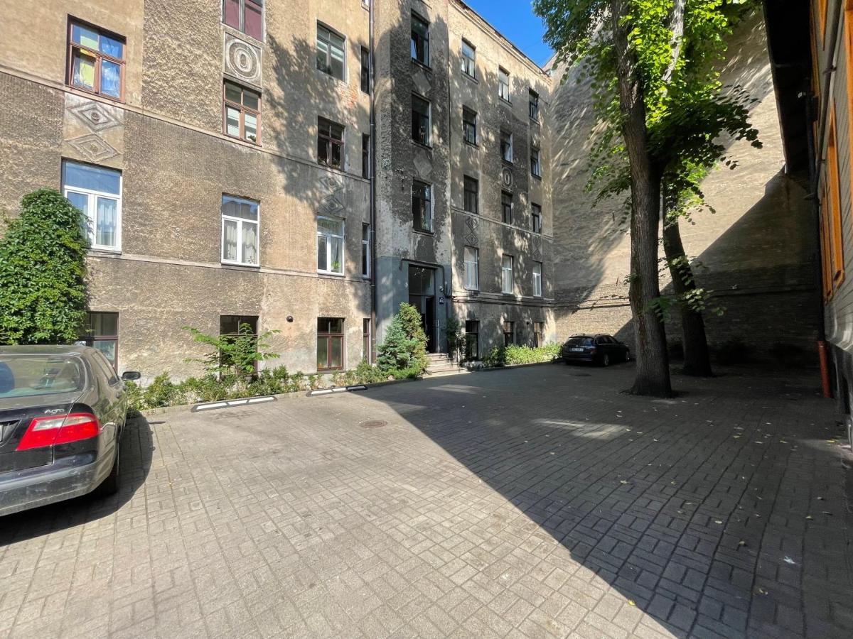 Cozy Home Matisa Apartment, Free Parking, Self Check-In Riga Extérieur photo